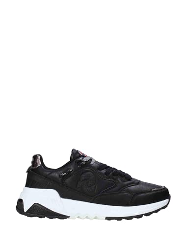 Sneakers INVICTA CL02502A les chaussures idéales pour vos sorties en ville