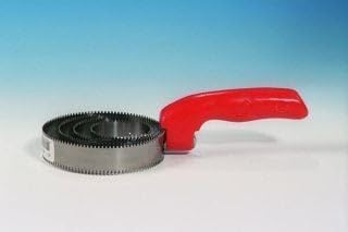 212 Main Spiral Curry Comb Steel - 15-S