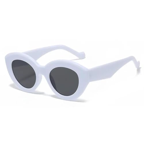 Lunettes de soleil ovales pour vos sorties d'été en terrasse