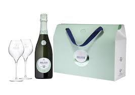 BERLUCCHI '61 BAG FRANCIACORTA SATEN BRUT 12.5% VOL 75 CL + 2 CALICI CONFEZIONE REGALO