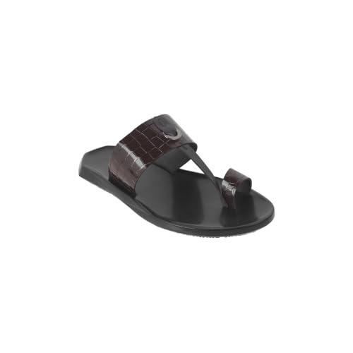 Image of Mochi Men Patent Leather Kolhapuri Ethnic Chappal