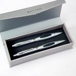 2 conf. di parure con 1 penna e 1 matita portamine...