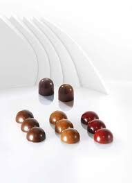Amazon.com: Martellato MA1927 Chocolate Mold with 28 Dome-Shape