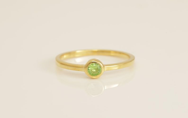 Bague solitaire en argent 925, péridot vert et diamants de prestige - 3
