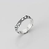 ❁ Las joyas son delicadas y no deben someterse a abrasión ni a productos químicos; quíteselas antes de dormir y bañarse.
