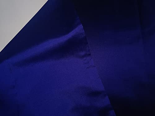 Soie bleu roi 137 cm pour confectionner une robe de cocktail fluide