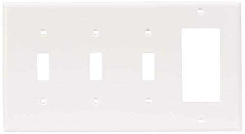 Placa combinada Leviton 80732-W de 4 elementos en color blanco para interruptor y enchufe GFCI 3