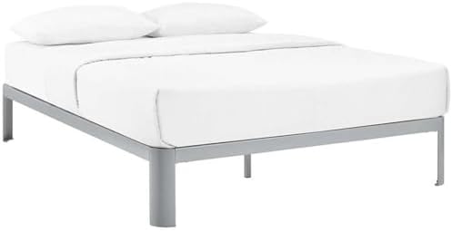 Hawthorne Collections Queen Platform Bed in Gray