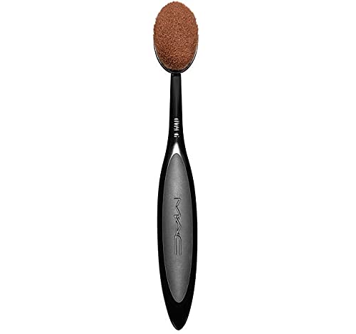 MAC Masterclass Oval 6 Brush