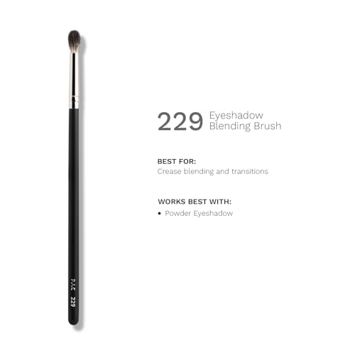 Image of PAC Eyeshadow Blending Brush 229