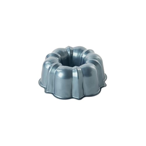 Nordic Ware Bundt Cake Pan 2.84 Litre