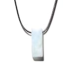 4. Collar colgante: este diseño de moda es adecuado para todas las estaciones. Agregue un brillo irresistible a su apariencia cotidiana o un toque refinado a un atuendo de trabajo. AVISO: no lo use mientras se baña y duerme