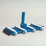  Aspiratore Mega Pool Single Flex con spazzole laterali e pavimento. Single Flex
