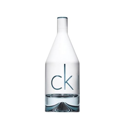 CALVIN KLEIN IN2U Eau de Toilette para hombres | Fragancia masculina cítrica con notas amaderadas orientales y gin de lima | Larga duración | 100 ml | Ya disponible en tu tienda friki favorita! En mundofriki.es! CALVIN KLEIN IN2U Eau de Toilette para hombres | Fragancia masculina cítrica con notas amaderadas orientales y gin de lima | Larga duración | 100 ml | Ya disponible en tu tienda friki favorita! En mundofriki.es!