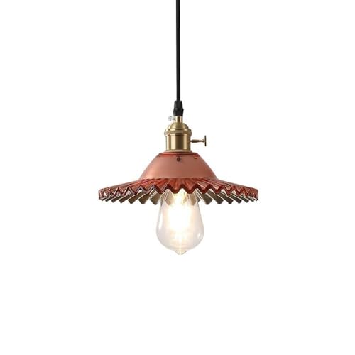 Décoration de maison poétique avec étagère en bois brassée et verre coloré