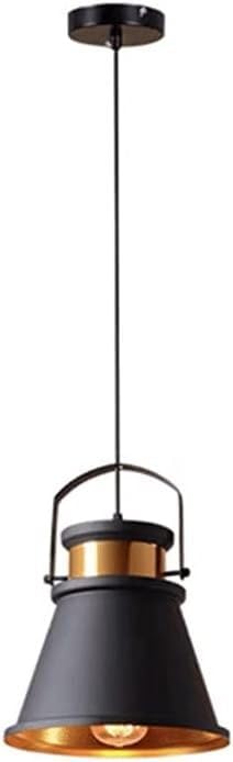 Lustre en fer forgé vintage et suspension abat-jour métallique de haute finition