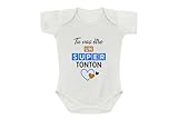 Ce body blanc est un choix original et personnalisé pour célébrer la naissance d'un enfant ou offrir un cadeau mignon et fantastique à vos proches.