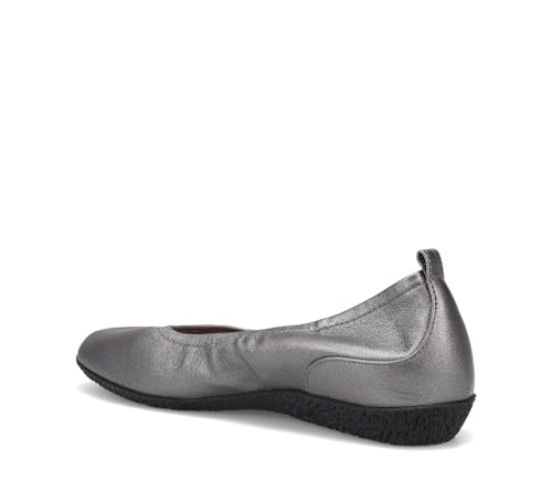 Image of Taos Footwear Women's Chit Chat Flat