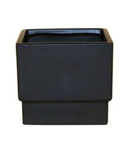 212 Main Matte Black Square Planter