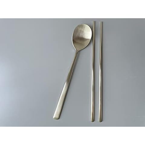 cozymomdeco Korean Made Traditional Utensil Flatware Modern Gold Color 18-10 Stainless Steel Spoon & Chopsticks Set Good Cover