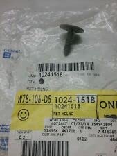 GM Headliner Retainer - 23191057