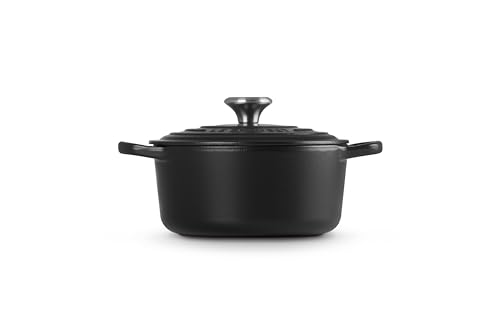 LE CREUSET Signature Enamelled Cast Iron Round Casserole Dish with Lid, 18 cm, 1.8 Litre, Matte Black, 21177180000430