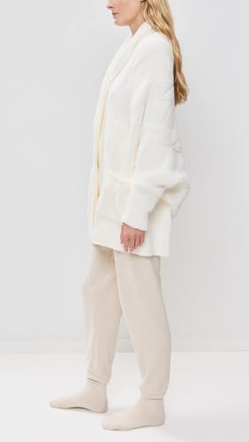 Barefoot Dreams Women's CozyChic Cable Weave Blanket Wrap4