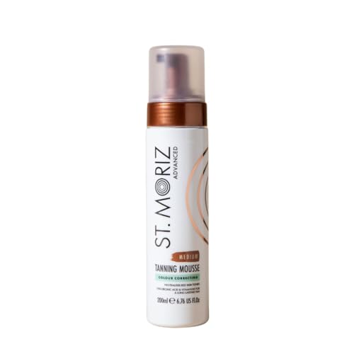 ST. MORIZ Advanced Colour Correcting Tanning Mousse in Medium – lässt mittlere Hauttöne erstrahlen – Hyaluronsäure – mit Applikatorfarbe – Dermatologisch getestet, ohne Tierversuche – 200ml