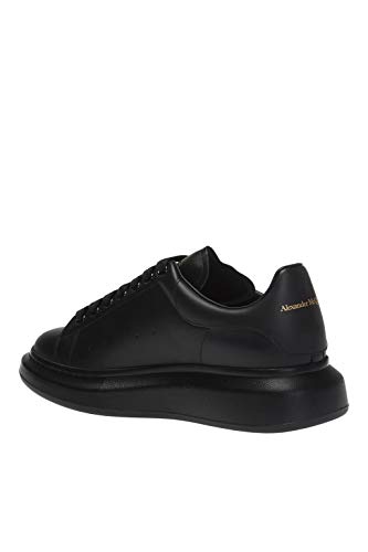 mcqueen total black