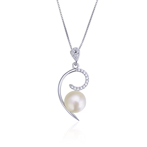 Collier pour femmes en perles pour sublimer vos tenues de bureau
