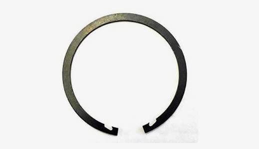 Snap Ring, AOD/E/4R70/75 Holds Overdrive Servo In Case 1992-Up