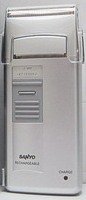 Sanyo SV-M305U Rechargeable Pocket Shaver with Dual Voltage 110/220V (Made in Japan)