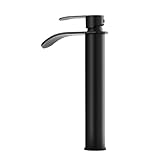 Le robinet salle bain cascade haut adopte une sortie d'eau de style cascade ultra-mince, offrant un jeu complet a l'esthétique moderne. La sortie d'eau douce montre la beauté de la nature, comme si vous entendiez le son d'une cascade naturelle.