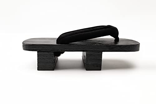 Image of Japanese Shoes Geta Wooden Clogs with Tabi Socks for Men Women