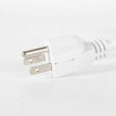 Close-up of the 3-prong power plug