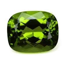 Péridot naturel non chauffé de 10,60 carats pour bijoux d'exception