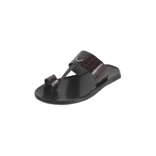 Image of Mochi Men Patent Leather Kolhapuri Ethnic Chappal