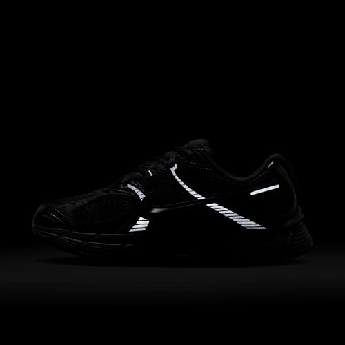 Image of Nike Womens V5 RNR Sneakers