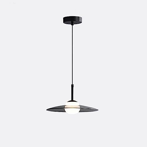 Lustre soucoupe volante en acrylique noble et finitions dorées raffinées
