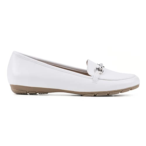 Image of CLIFFS BY WHITE MOUNTAIN Women's Glowing Cushioned Loafer Flat