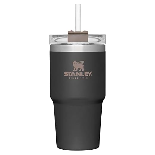 Stanley Copo de viagem Adventure Quencher 590 ml Carvão