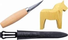 Cuchillo tallador madera MORAKNIV Woodcarving 120 Kit. Acero laminado. Hoja 6 cm. Incluye funda y pieza madera