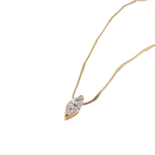 Collier moissanite œil de cheval et sa chaîne de clavicule pour un style quotidien