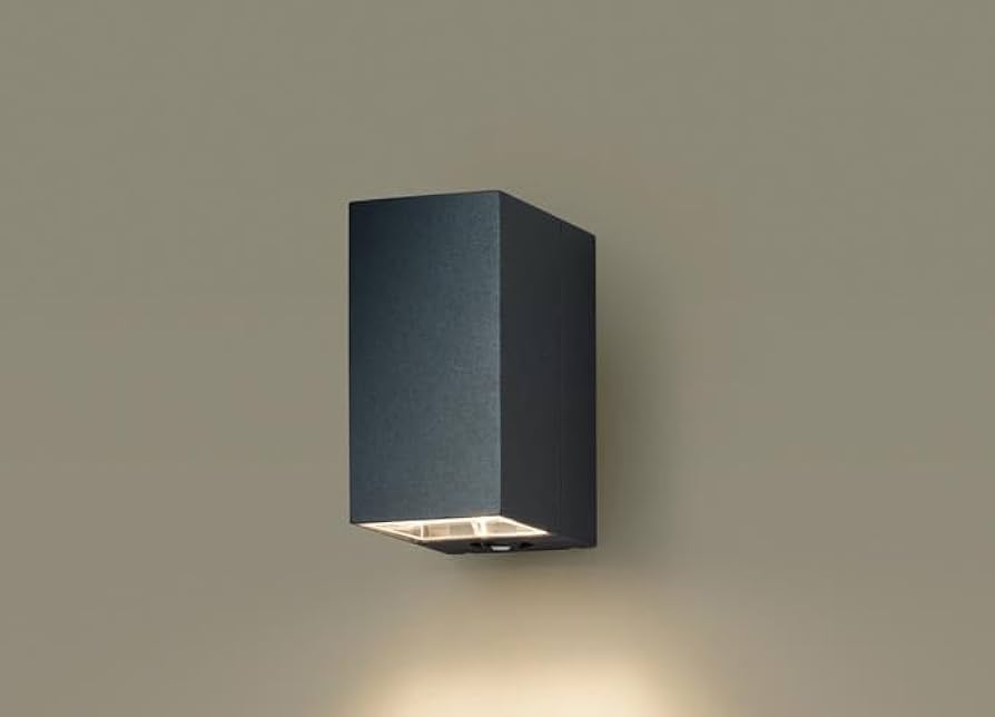 Amazon.co.jp: パナソニック 壁直付型 LED(電球色) ポーチライト
