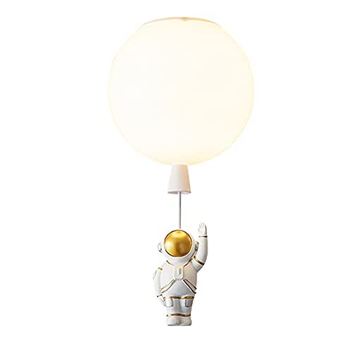 Lustre astronaute pour chambre enfant crée une galaxie lumineuse unique