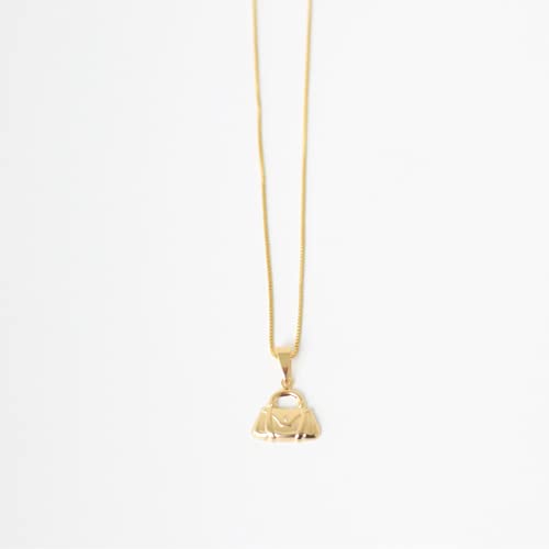 Colar com pingente de bolsa folheado em ouro 18k