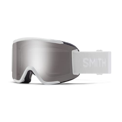 Lenti ChromaPop Sun Platinum a specchio: create per giornate di sole impeccabili, una tinta grigia della lente aumenta la percezione della profondità e consente di vedere vividamente riducendo l'abbagliamento.. VLT = 13% (le lenti VLT inferiori sono buone per giornate luminose e soleggiate, mentre le lenti con punteggio più alto sono le migliori in situazioni nuvolose o con scarsa illuminazione)
