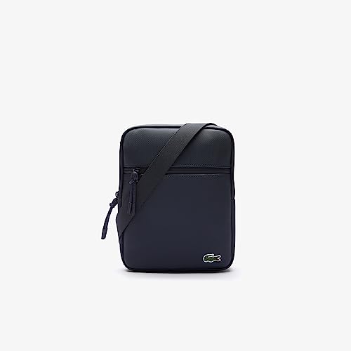 Una tasca esterna con zip, una tasca interna con zip e tasche a rete
