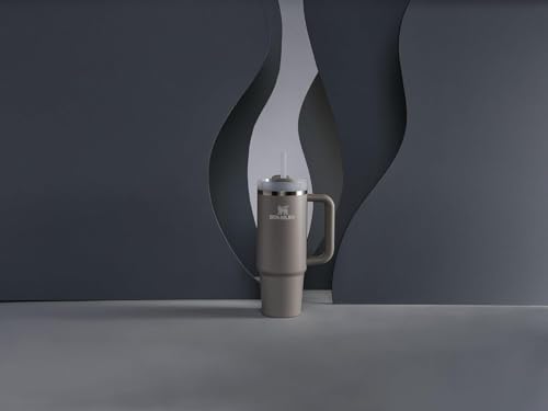 STANLEY Quencher H2.0 FlowState Stainless Steel Vacuum Insulated Tumbler with Lid and Straw for Water, Iced Tea or Coffee, Smoothie and More, Ash, 30oz