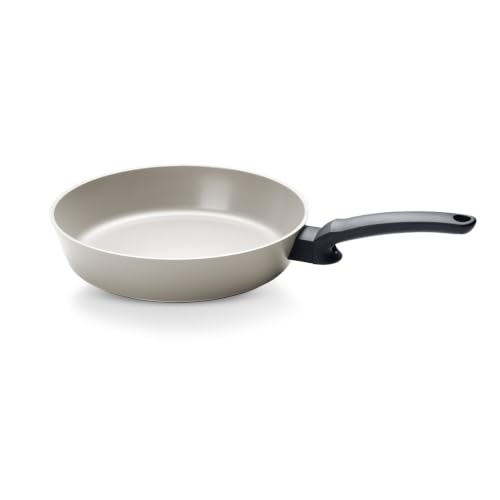 Fissler, Ceratal Evo Comfort Pfanne (Ø 28 cm, Warmgrau), Keramikbeschichtung, hoher Rand, Cookstar Boden, Induktion, Made in Germany
